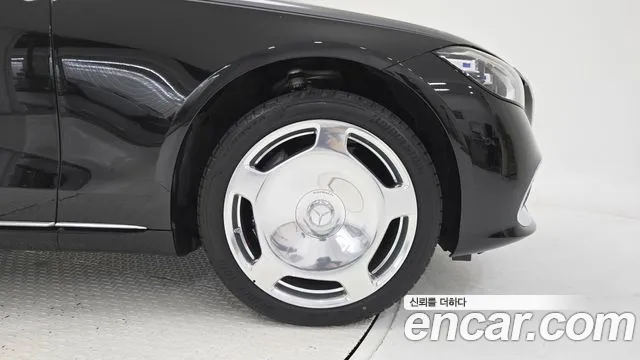 Mercedes-Benz S-Class — Фото автомобиля 5