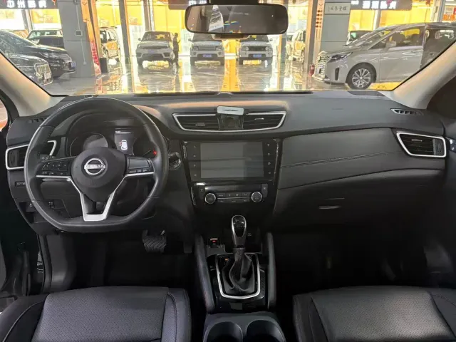 Nissan Qashqai — Фото автомобиля 9