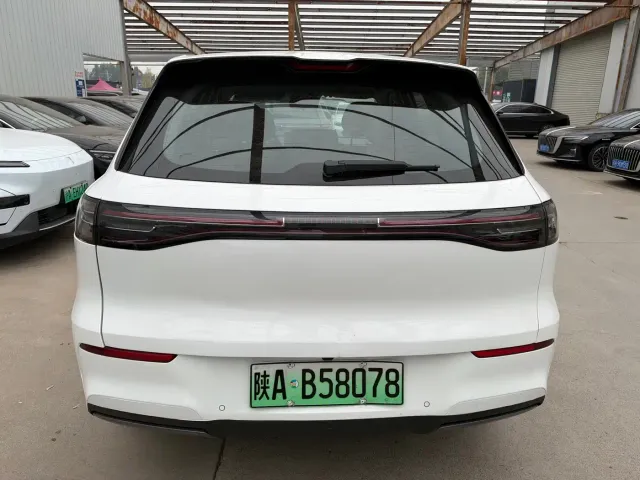 Geely Galaxy E5 — Фото автомобиля 8