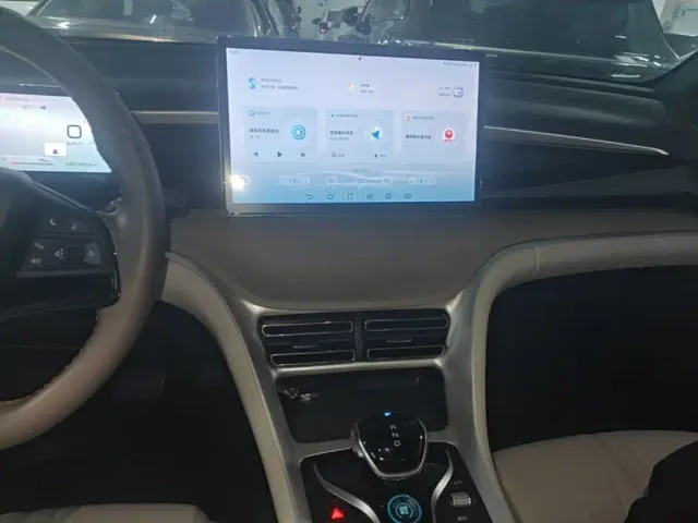 BYD Song Pro — Фото автомобиля 12