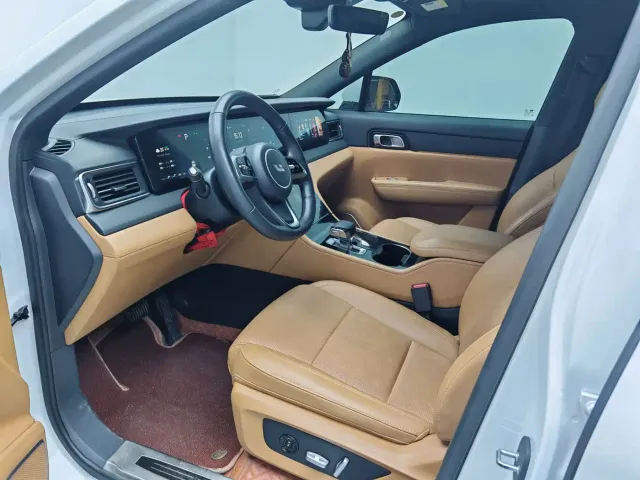 Li Auto ONE — Фото автомобиля 8