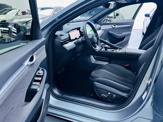 Geely Xingrui — Фото автомобиля 4