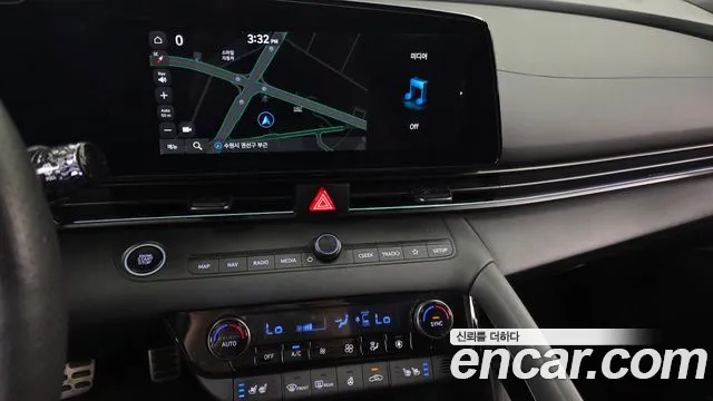 Hyundai Avante CN7 — Фото автомобиля 13