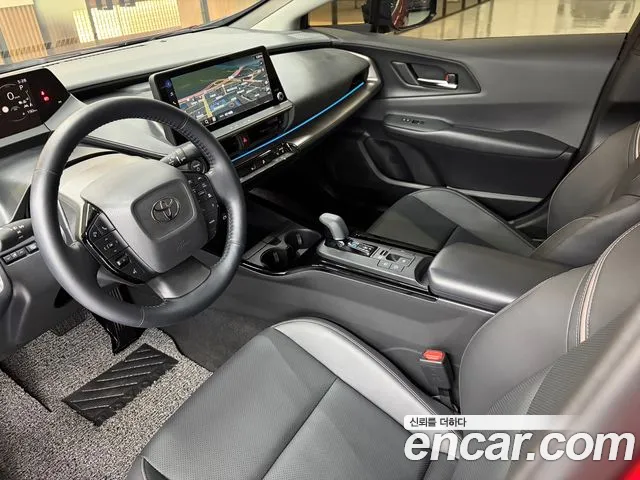 Toyota Prius 5th Gen — Фото автомобиля 14
