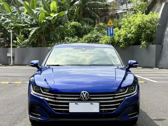 Volkswagen Arteon — Фото автомобиля 2