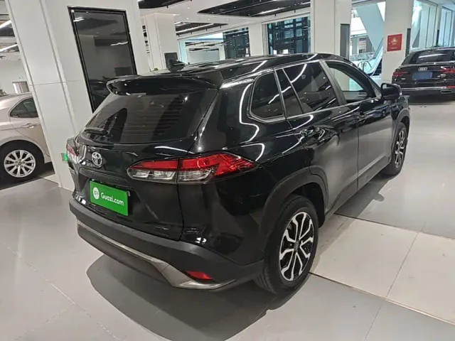 Toyota Frontlander — Фото автомобиля 6