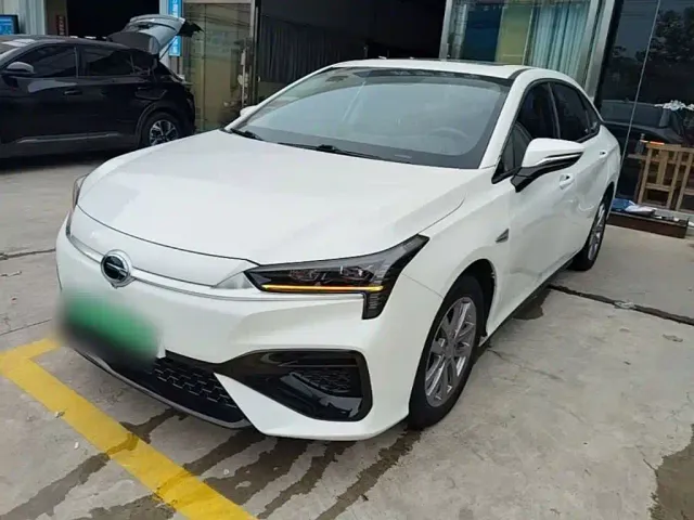 Фотография автомобиля — GAC Aion S