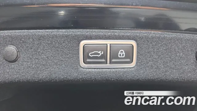 Hyundai Grandeur GN7 — Фото автомобиля 27
