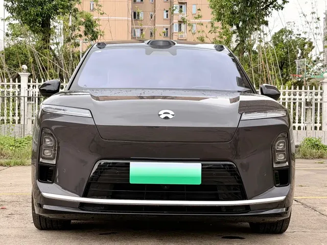 Nio ES8 — Фото автомобиля 2