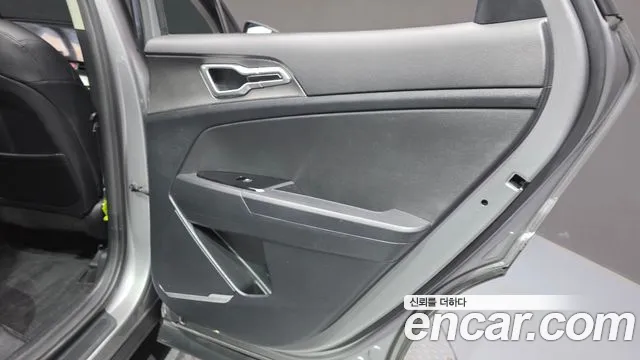 Kia Sportage Sportage 5-е поколение Дизель 2.0 2WD — Фото автомобиля 23