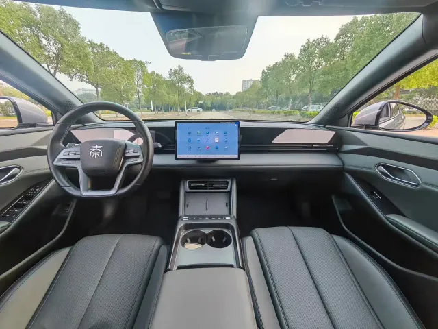 BYD Qin L — Фото автомобиля 5