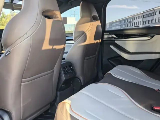 BYD Qin PLUS — Фото автомобиля 8