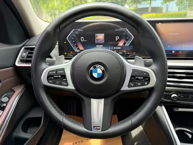BMW 3 Series — Фото автомобиля 14