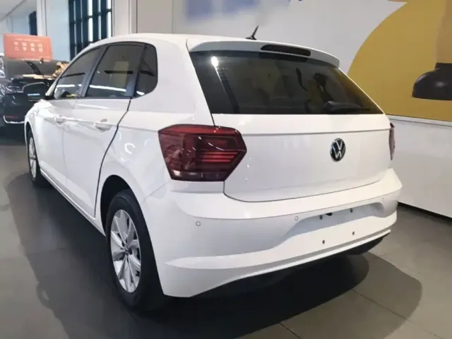 Volkswagen Polo 2021 Plus 1.5L Automatic Colorful Tech Edition — Фото автомобиля 4