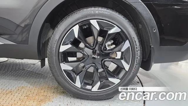 Kia Sorento Новый Sorento 4 поколение Бензин 2.5T 2WD — Фото автомобиля 18