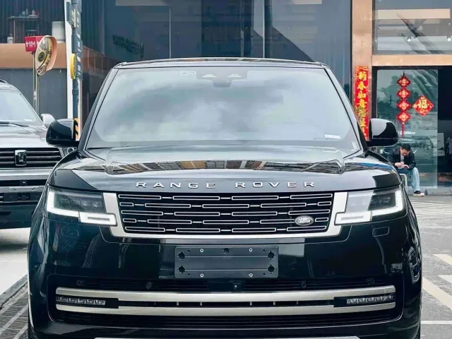 Land Rover Range Rover — Фото автомобиля 3