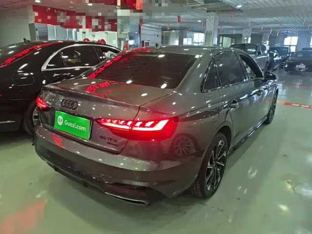 Audi A4L — Фото автомобиля 6