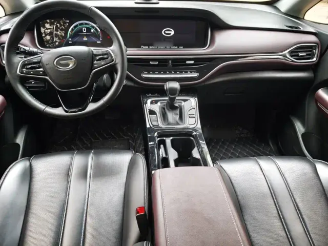 GAC Trumpchi M6 — Фото автомобиля 12