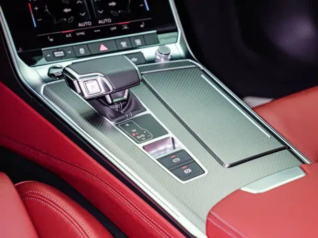 Audi A7L — Фото автомобиля 14