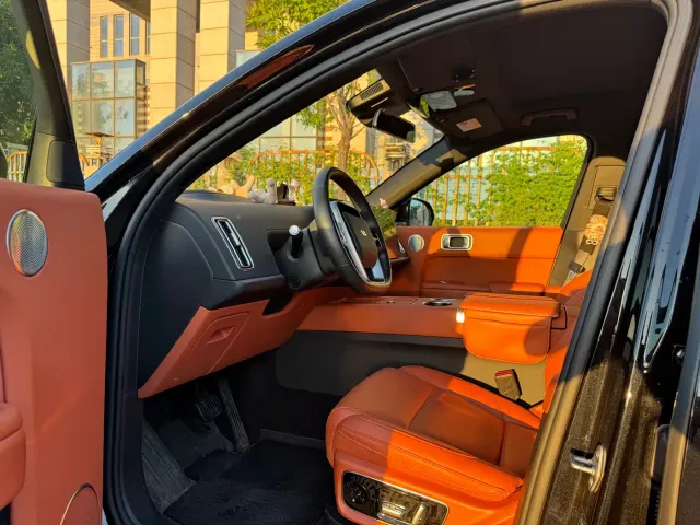 Li Auto L7 — Фото автомобиля 6