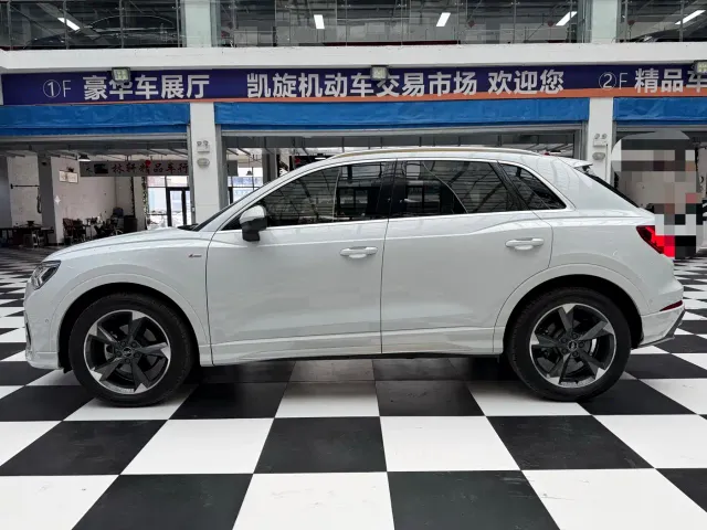 Audi Q3 — Фото автомобиля 6
