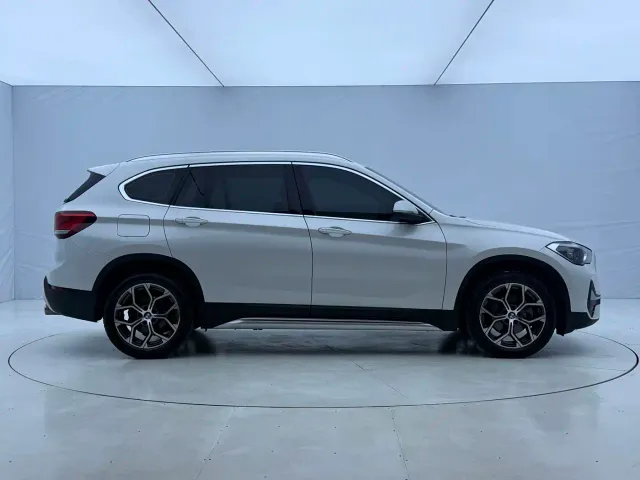 BMW X1 — Фото автомобиля 7