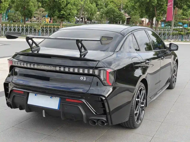 Lynk & Co 03 — Фото автомобиля 9