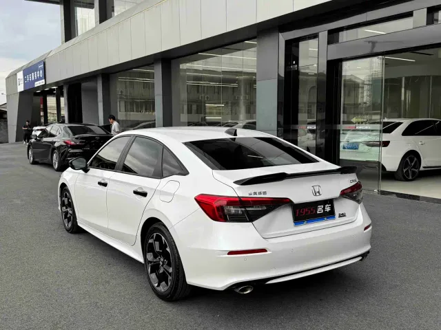 Honda Civic — Фото автомобиля 7