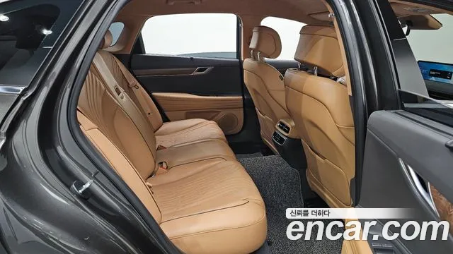 Genesis G80 RG3 — Фото автомобиля 17