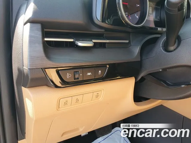 Kia Canival Carnival 4 поколение Дизель 9 мест Prestige — Фото автомобиля 10