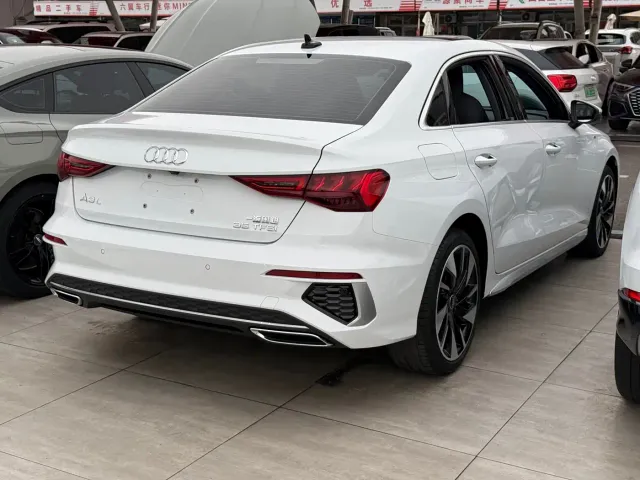 Audi A3 — Фото автомобиля 3
