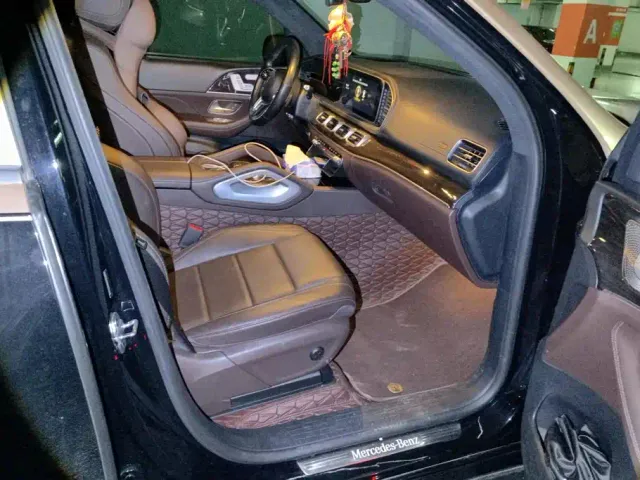 Mercedes-Benz GLS-Class — Фото автомобиля 8