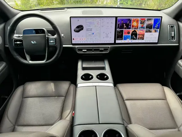 Li Auto L9 — Фото автомобиля 7