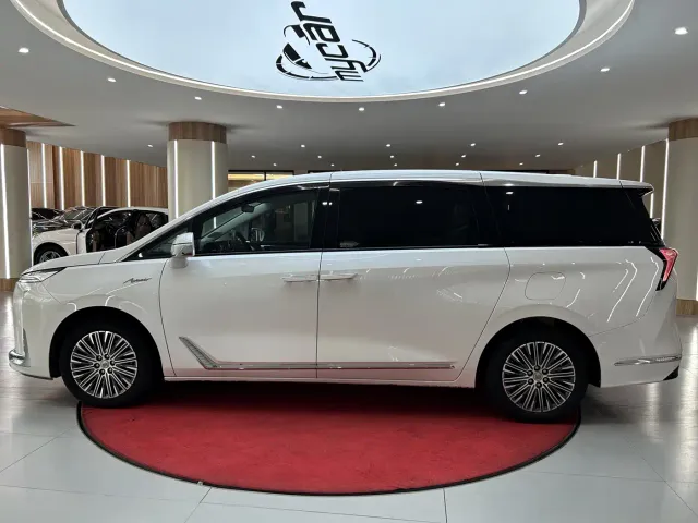 Buick Buick GL8 New Energy 2024 Landglory Premium Edition 7-Seater — Фото автомобиля 8