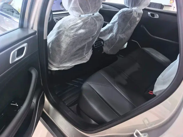 Geely Galaxy Stellar 6 — Фото автомобиля 20