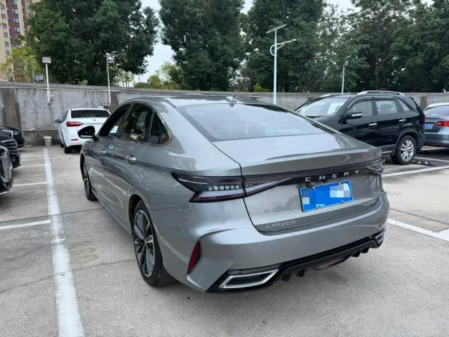 Chery Arrizo 8 — Фото автомобиля 11