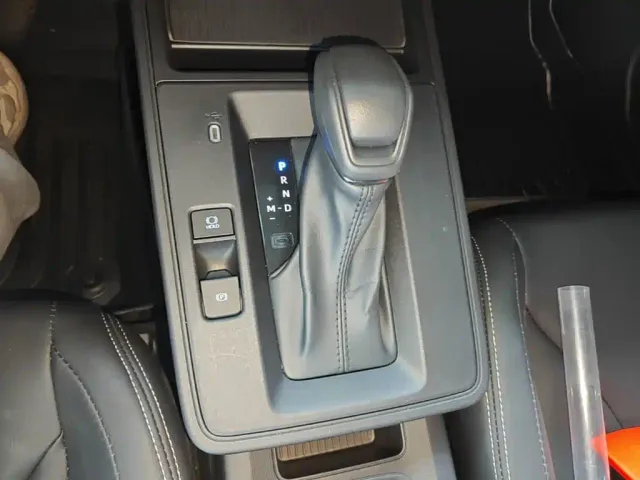 Toyota Corolla Cross — Фото автомобиля 13