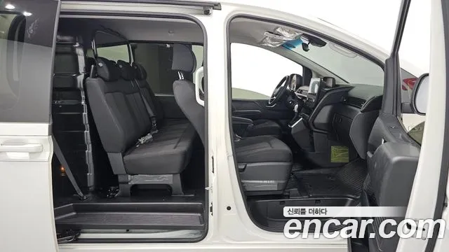 Hyundai Staria Staria Карго 5 мест — Фото автомобиля 19