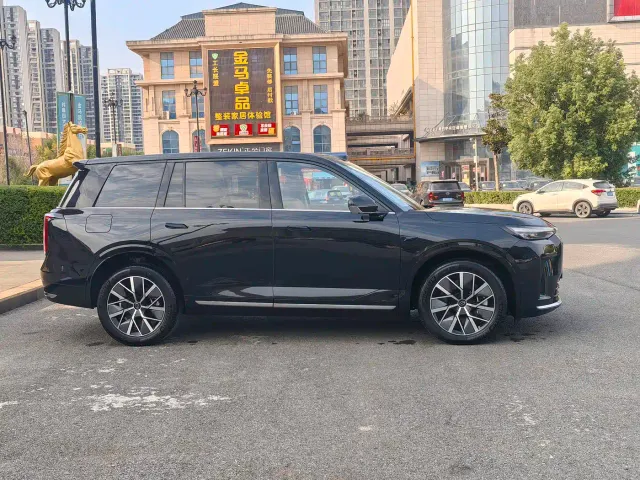 GAC Trumpchi Xiangwang S9 — Фото автомобиля 7