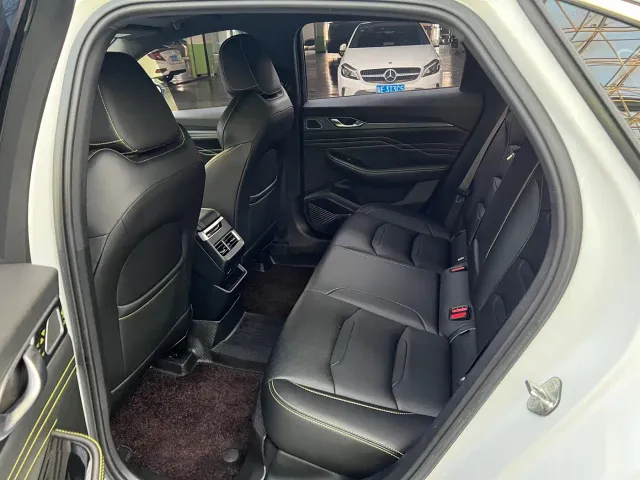 Geely Xingrui — Фото автомобиля 8
