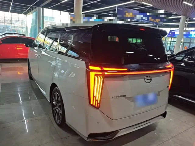 GAC Trumpchi M8 — Фото автомобиля 4