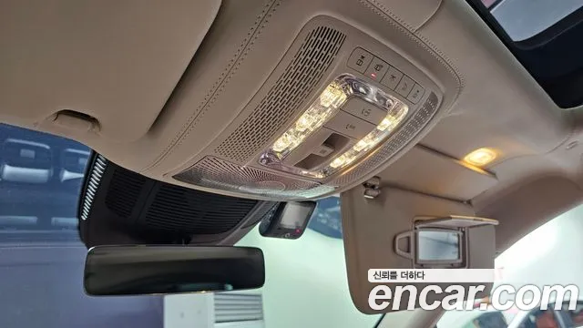 Mercedes-Benz GLS-Class — Фото автомобиля 29