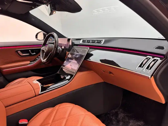 Mercedes-Benz Maybach S-Class — Фото автомобиля 11