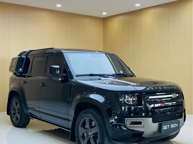 Land Rover Defender — Фото автомобиля 3