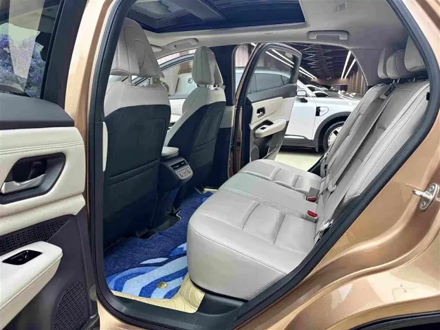 Nissan Ariya — Фото автомобиля 10