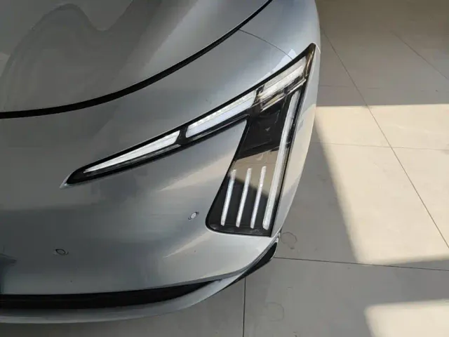 Forthing Xinghai S7 — Фото автомобиля 23