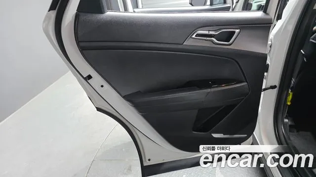 Kia Sportage 5th Gen — Фото автомобиля 14