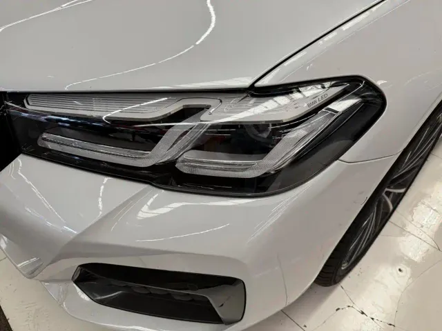 BMW 5 Series — Фото автомобиля 4