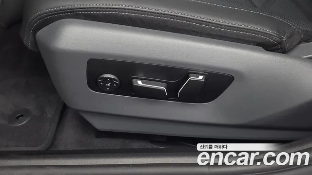 BMW 5 Series — Фото автомобиля 29