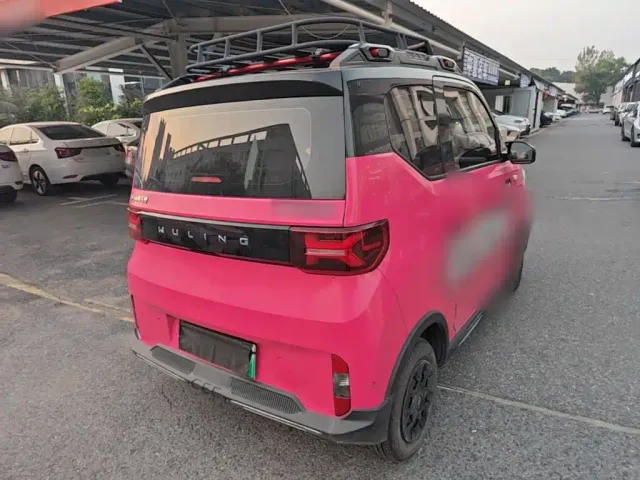 Wuling Hongguang Mini EV — Фото автомобиля 6